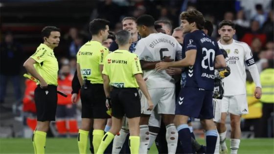 في الكورة : ماركا تكشف كواليس الفوضى أمام سيلتا فيجو.. فينيسيوس يتنبأ بقرار الحكم وطرد ثالث في ريال مدريد