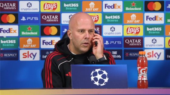 في الكورة : سلوت يوضح أسباب جلوس صلاح على دكة البدلاء ويؤكد: أحبه مثل باقي اللاعبين