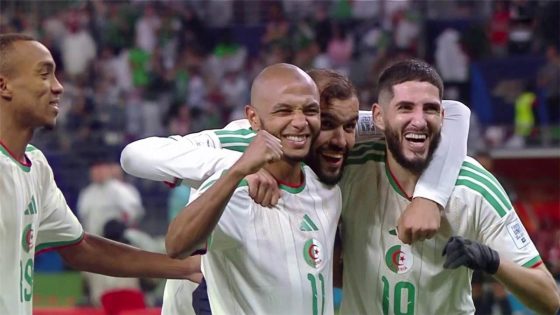 في الكورة : فيديو | منتخب الجزائر يهزم العراق بثنائية ويتأهل إلي ربع نهائي كأس العرب 2025