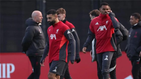 في الكورة : فيليبي لويس يستغل مباراة بيراميدز لتقديم نصيحة لـ محمد صلاح بسبب أزمته مع ليفربول