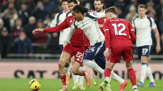 في الكورة : الإثارة مستمرة.. طرد جديد لـ توتنهام في مباراة ليفربول