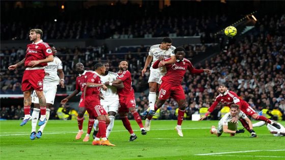 في الكورة : جمهور ريال مدريد يهاجم لاعب الفريق أمام إشبيلية.. ورد فعل مثير للقلق