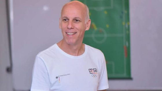 في الكورة : حوار بطولات | مدرب زيمبابوي السابق: محمد صلاح متحفز بسبب ليفربول.. والمفاجآت واردة في أمم إفريقيا