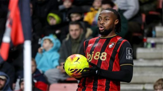 في الكورة : غموض مستقبل محمد صلاح وإصابة إيزاك يعجّلان بحسم مصير سيمينيو في يناير