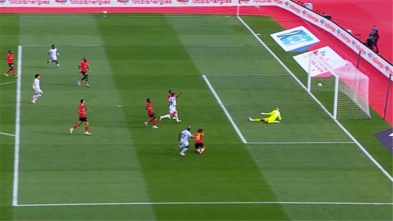 في الكورة : فيديو | هدية لـ مصر.. زيمبابوي تفرض تعادلاً إيجابياً على أنجولا في كأس أمم إفريقيا