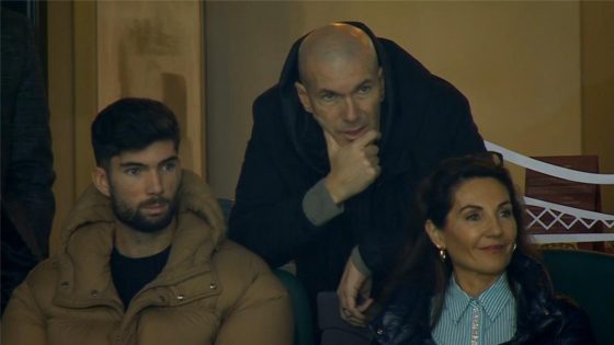 في الكورة : للمرة الثانية | زيدان يدعم نجله والجزائر من المدرجات أمام بوركينا فاسو