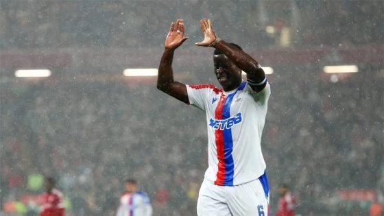 في الكورة : مدرب كريستال بالاس يثير التكهنات بشأن مستقبل هدف ليفربول وريال مدريد