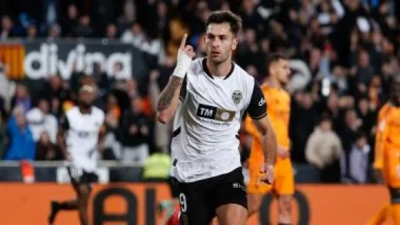 في الكورة : مواعيد مباريات اليوم الثلاثاء 16 – 12- 2025 والقنوات الناقلة