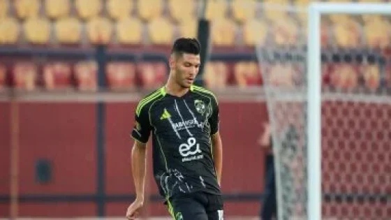 في الكورة : الأهلي يرفض عروضاً من أندية مغربية لضم أشرف داري فى يناير