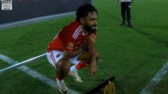 في الكورة : حسين الشحات يرتدى شارة كابتن الأهلى الليلة لأول مرة فى تاريخه