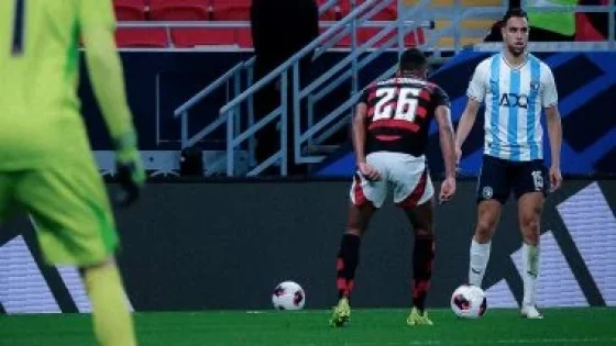 في الكورة : فلامنجو يهزم بيراميدز 2-0 فى نصف نهائى القارات ويتوج بكأس التحدى