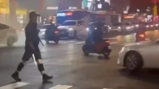 في الكورة : حاملا سكينا وقنابل.. أول فيديو لمنفذ هجوم تايوان وسقوط قتلى وجرحى