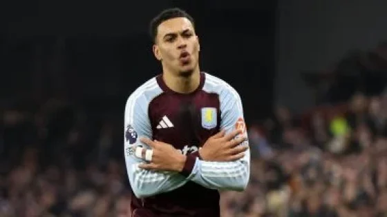 في الكورة : أستون فيلا ضد مان يونايتد.. سقوط الشياطين الحمر بثنائية فى البريميرليج