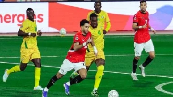في الكورة : منتخب مصر يتعادل مع زيمبابوى 1 – 1 بعد 75 دقيقة ويواصل الضغط لتسجيل هدف الفوز