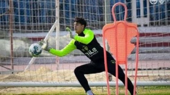 في الكورة : مصدر مقرب من اللاعب: عمر عبدالعزيز لم يهرب من الزمالك