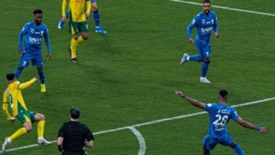 في الكورة : الهلال يتفوق على الخليج بثنائية في شوط مثير بالدوري السعودي