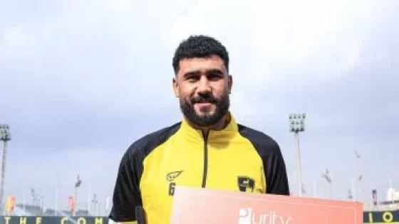في الكورة : كمال أبو الفتوح يتسلم جائزة أفضل لاعب فى شهر أكتوبر بوادى دجلة