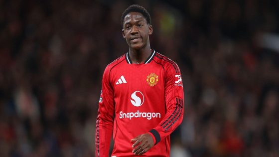 في الكورة : نجم برشلونة على أبواب نابولي في يناير