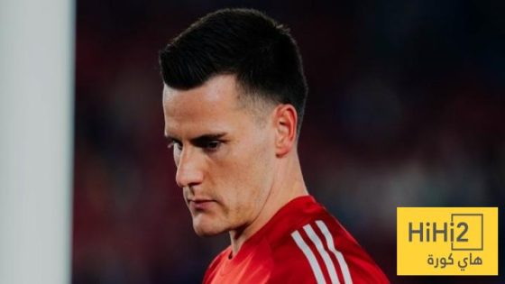 في الكورة : حارس فرانكفورت يواصل التألق أمام برشلونة