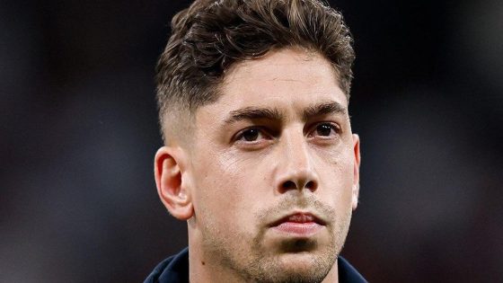 في الكورة : مشجو ألافيس يطالبون بدهس فالفيردي بعد إصابته!