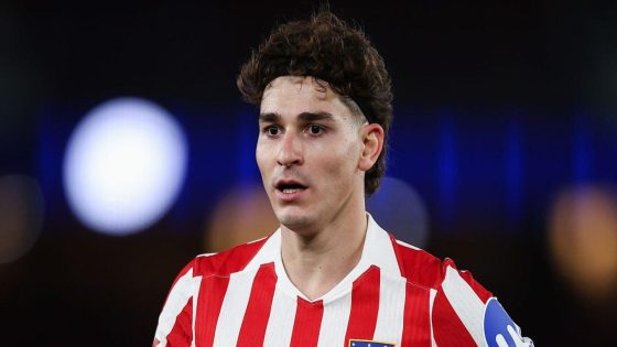 في الكورة : ليفاندوفسكي مفتاح انتقال ألفاريز إلى برشلونة