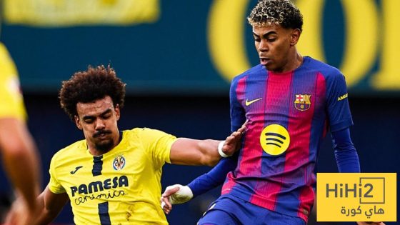 في الكورة : صورة : جمهور ريال مدريد يعترض على طرد لاعب فياريال لهذا السبب