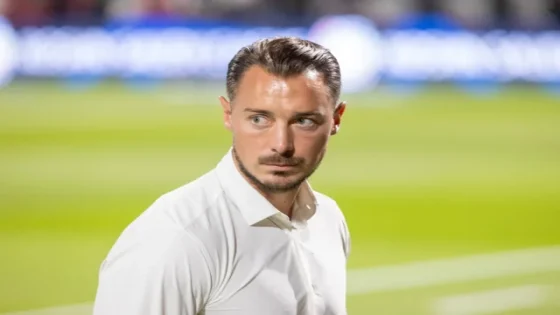 في الكورة : يايسله يعلن تشكيلة الأهلي الرسمية لمواجهة الفتح