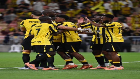 في الكورة : قمة الجولة.. الاتحاد يقهر الشباب بثنائية مثيرة