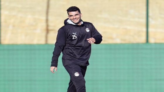 في الكورة : أطفال هولنديون يطلبون توقيع أحمد زيزو على قميص منتخبِ مصر “فيديو”