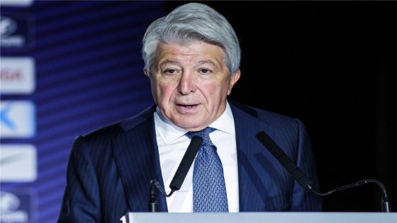 في الكورة : رئيس أتلتيكو مدريد يوضح حقيقة رحيل ألفاريز إلى برشلونة.. ويؤكد: خسارة نهائيين أمام ريال مدريد مؤلمة