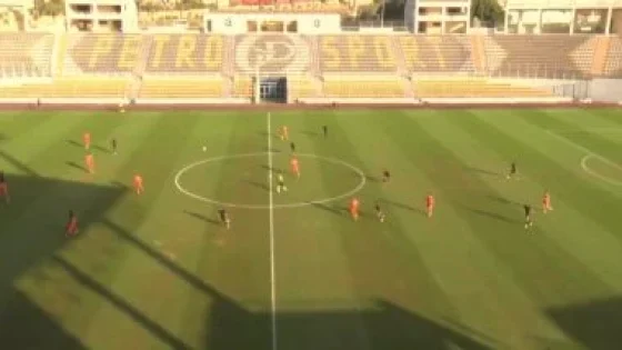 في الكورة : 5 طرق لأندية المظاليم في مواجهة جنون أسعار اللاعبين أبرزها الاستثمار في قطاعات الناشئين